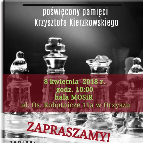 Plakat turnieju szachowego. Na nim informacje o imprezie, w tle pionki szachowe.