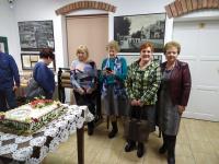 Kobiety z Klubu Seniora w Orzyszu w Muzeum w Orzyszu.
