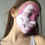 Dziewczyna w makijażu artystycznym